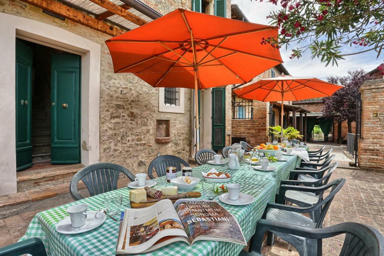 Borgo Di Alica Villa Palaia Eksteriør billede